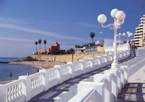 Benalbeach Sea Front Беналмадена Екстериор снимка